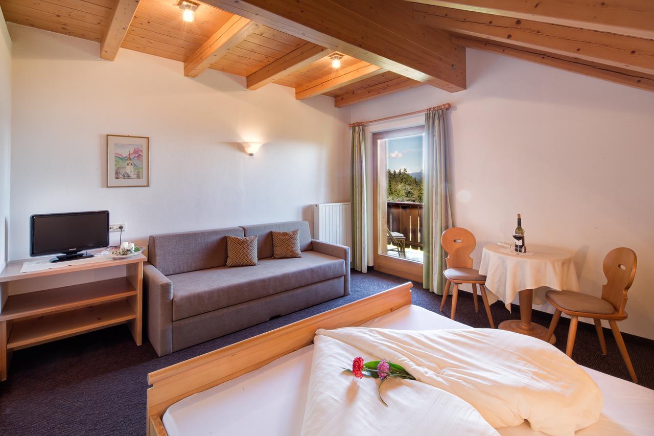 Hotel Wieslhof Collepietra  Esterno foto